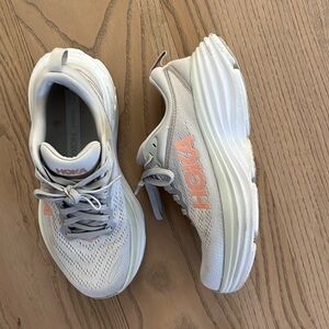 Hoka One One Women’s Bondi 8 Sneakers in grey and coral